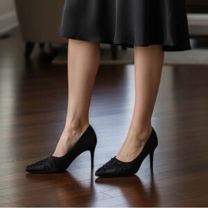 The Touch of Nina Beaded
Black Heel Dress Shoe Size 7.5